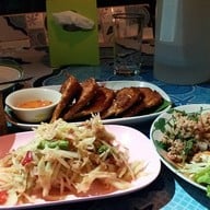 ส้มตำบิ๊กโบ๊ท เมืองอุบล