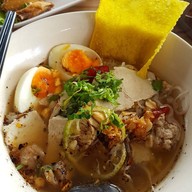 ก๋วยเตี๋ยวต้มยำลำไย เชียงใหม่