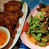 ส้มตำบิ๊กโบ๊ท เมืองอุบล