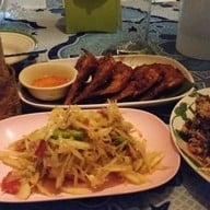 ส้มตำบิ๊กโบ๊ท เมืองอุบล