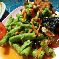 ส้มตำบิ๊กโบ๊ท เมืองอุบล