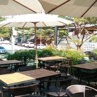 บรรยากาศ Cafe Racer