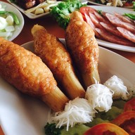 เมนูของร้าน แดงแหนมเนือง ในเมือง