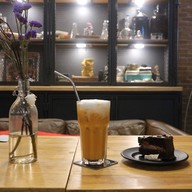 Iron32 Hotel Bar and Bistro