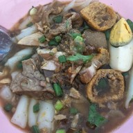 เมนูของร้าน ก๋วยจั๊บ พระประแดง