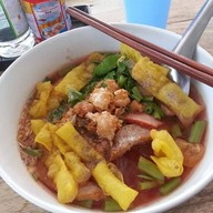 เตี๋ยวตกโอ่ง แยกแม่ข้าวต้ม