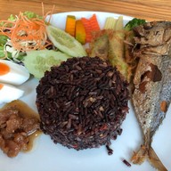 Eatery Clean Café