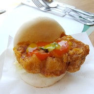 เมนูของร้าน BAO & BUNS Central Embassy