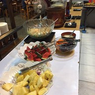 ฮายังกั๊ด หมูกระทะ