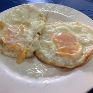 กะเพราเตาถ่าน