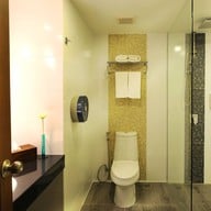 โรงแรมแกรนด์ราชพฤกษ์