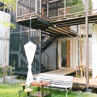 The Yard Hostel Bangkok