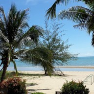 กุยบุรี โฮเต็ล แอนด์ รีสอร์ท