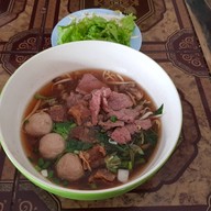 ก๋วยเตี๋ยวสวนดอก (เจ้าเก่า) หน้าวัดสวนดอก