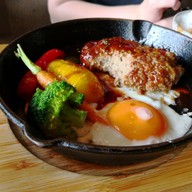 เมนูของร้าน FASHION Dining & GENERAL Store