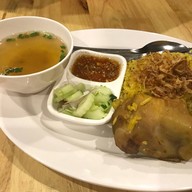 เมนูของร้าน โรตีลุงหยิกใกล้ฉัน บางแสน
