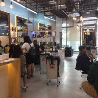 บรรยากาศ K.MUK Hair´s Salon Century the movie plaza อ่อนนุช