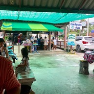 บรรยากาศ ก๋วยเตี๋ยวปลาป้าแจ๋ว