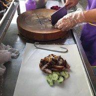 เกมส์ เป็ดพะโล้ หมูพะโล้ ตลาดเกาะเสือ