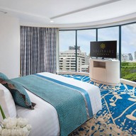 โรงแรมโซลิแทร์ กรุงเทพ สุขุมวิท 11