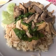 ข้าวมันไก่หมดแล้วจ้า