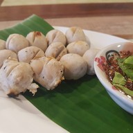 อาหารบ้านนวลจันทร์ ซอยนวลจันทร์ 36 หรือ 56