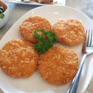 เมนูของร้าน ครัวดอกไม้ขาว สาขาบำรุงเมือง