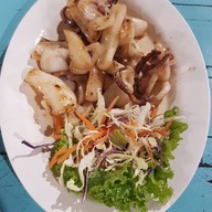 เมนูของร้าน เรือนริมน้ำซีฟู๊ด