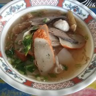 ก๋วยเตี๋ยวเรือเล็ก-แดง
