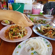 ส้มตำเจ๊ฝน
