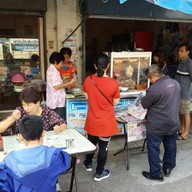 หน้าร้าน ข้าวมันไก่ หน้าสถานีรถไฟลำปาง