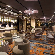 โรงแรมโซลิแทร์ กรุงเทพ สุขุมวิท 11