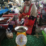 หน้าร้าน มีนามุสลิม