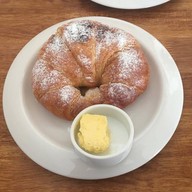 Hana Zono Cafe'