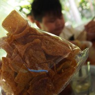 ก๋วยเตี๋ยวไทยครูตอม สายหนองปิง