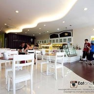 บรรยากาศ B's Sweet ธรรมนูญวิถี