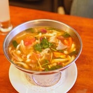 Sunshine Pool Bar โรงแรม เอส.อาร์.เรสซิเด้นซ์