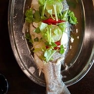 Salmon A-Gusto ชลบุรี