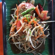 เมนูของร้าน ส้มตำหลังญส