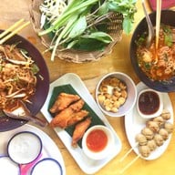 เมนูของร้าน ก๋วยเตี๋ยวเรือหางยาว ร้านก๋วยเตี๋ยวเรือหางยาว