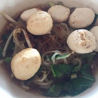 ก๋วยเตี๋ยวเรือป้าแป้น