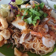 ก๋วยเตี๋ยวแบ กนกจันทร์ อุตรดิตถ์