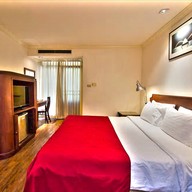 โรงแรมเดอะวิคตอรี่เรสซิเด้นซ์