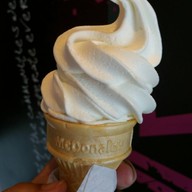 เมนูของร้าน McDonald's เอสโซ่ บ้านโพธิ์ ขาออก