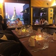 โรงแรมอรุณเรสซิเดนท์