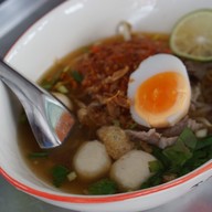 เมนูของร้าน ก๋วยเตี๋ยวบ้านหญิง