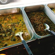 ร้านข้าวแกงบ้านส้อง