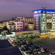 เฟิร์สโฟล์คตำนัวส์