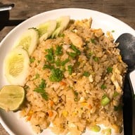 เมนูของร้าน สวนอาหารบ้านจอมพล