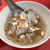 เมนูของร้าน โป๊ะเกี๊ยะ แป๊ะก๊วย บัวลอยงาดำ